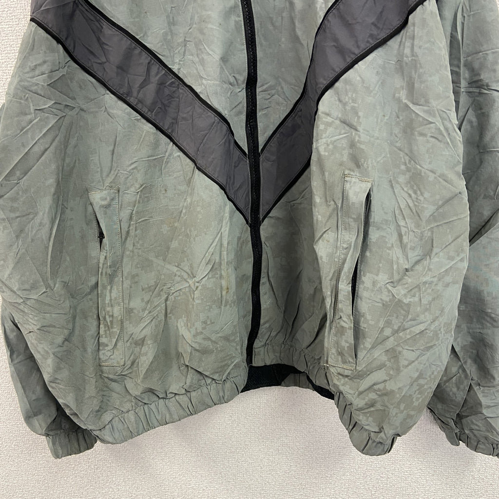 00s　米軍　U.S.ARMY　IPFU　トレーニングジャケット　ナイロンジャケット　デジカモ　灰色　グレー　Lサイズ