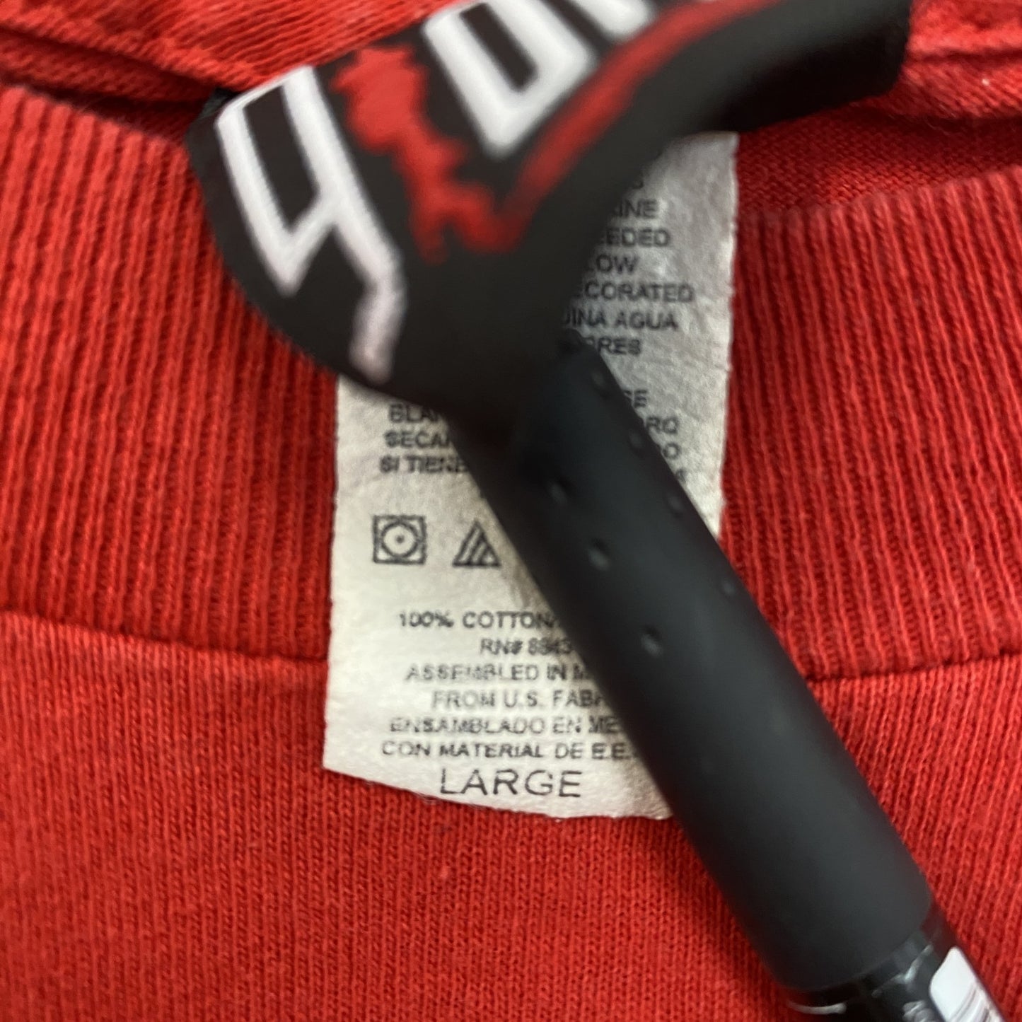 古着 used　GIANT ジャイアント　半袖アーティストプリントTシャツ　カジュアルデザイン　赤　クルーネック　Lサイズ