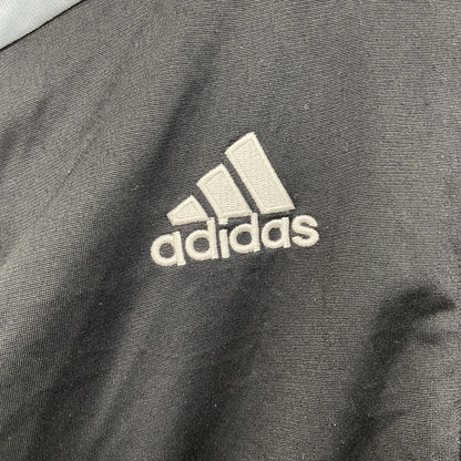 adidas　アディダス　トラックジャケット/ジャージ　パフォーマンスロゴ　黒　ブラック　Sサイズ