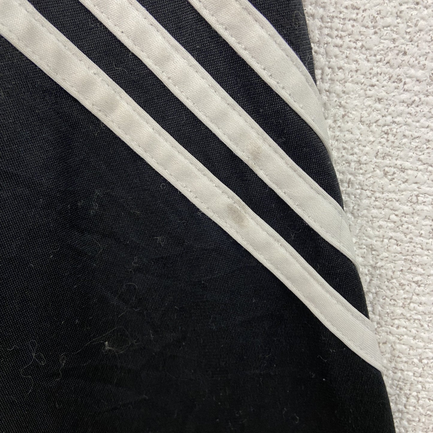 adidas　アディダス　トラックジャケット/ジャージ　パフォーマンスロゴ　黒　ブラック　Sサイズ