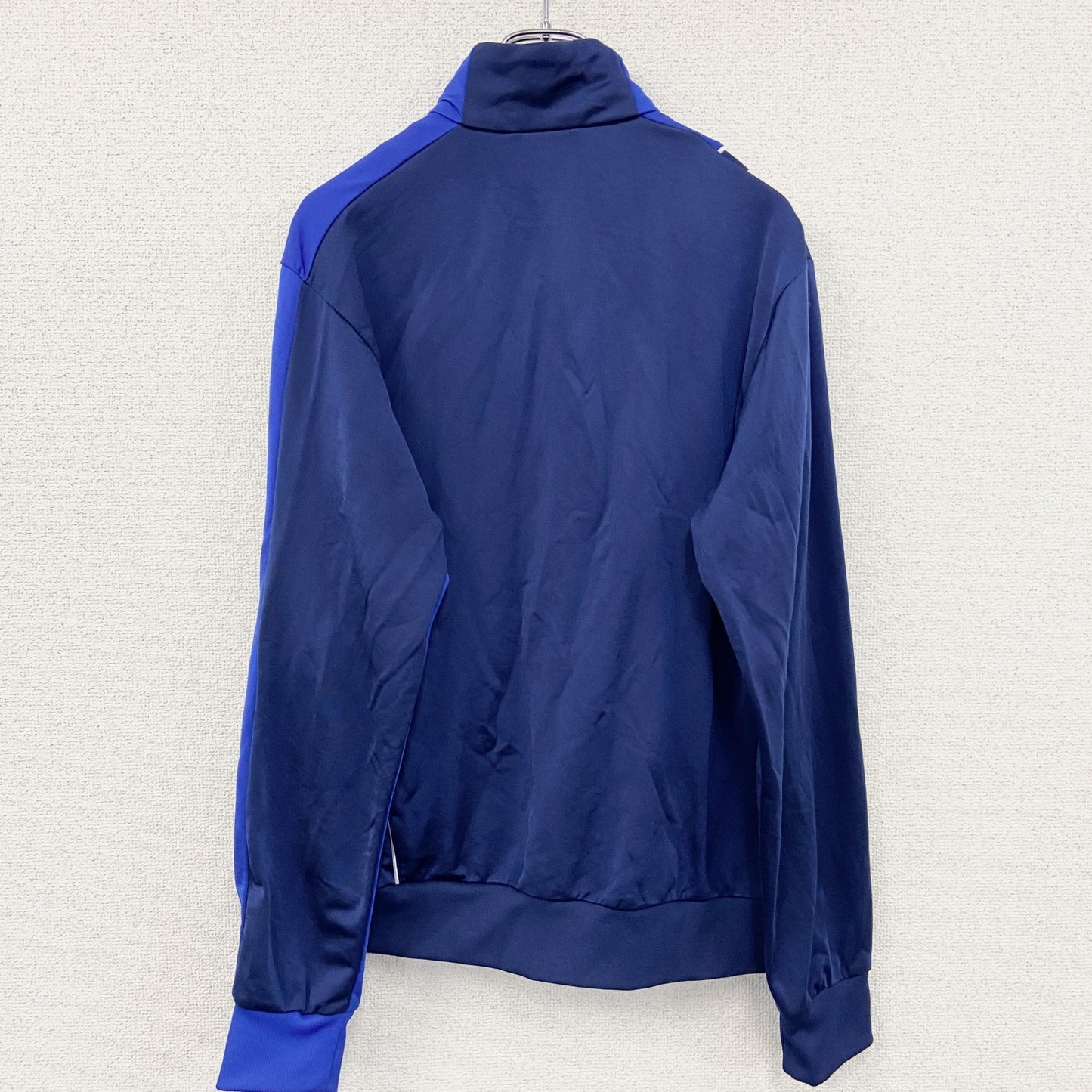 00s　adidas　アディダス　トラックジャケット/ジャージ　パフォーマンスロゴ　ヴィンテージ　紺　ネイビー　Mサイズ
