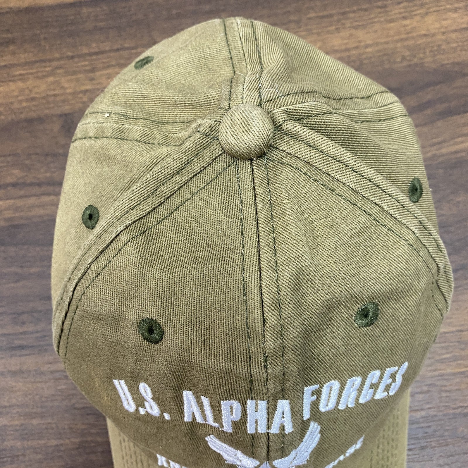 ALPHA INDUSTRIES　アルファインダストリーズ　キャップ　アーチプリント　4連プリント　刺繍ロゴ　ベージュ　57～59サイズ