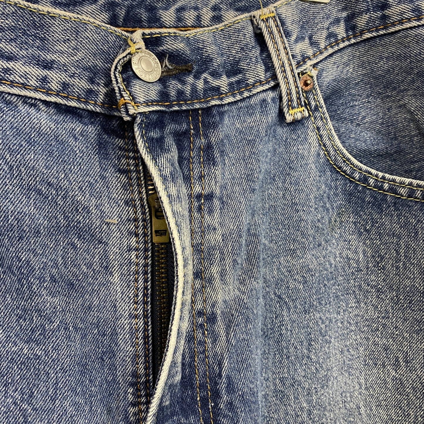 Levi’ｓ　リーバイス　550　デニムパンツ/ジーンズ　ジップフライ　縦落ち　インディゴ　W40サイズ