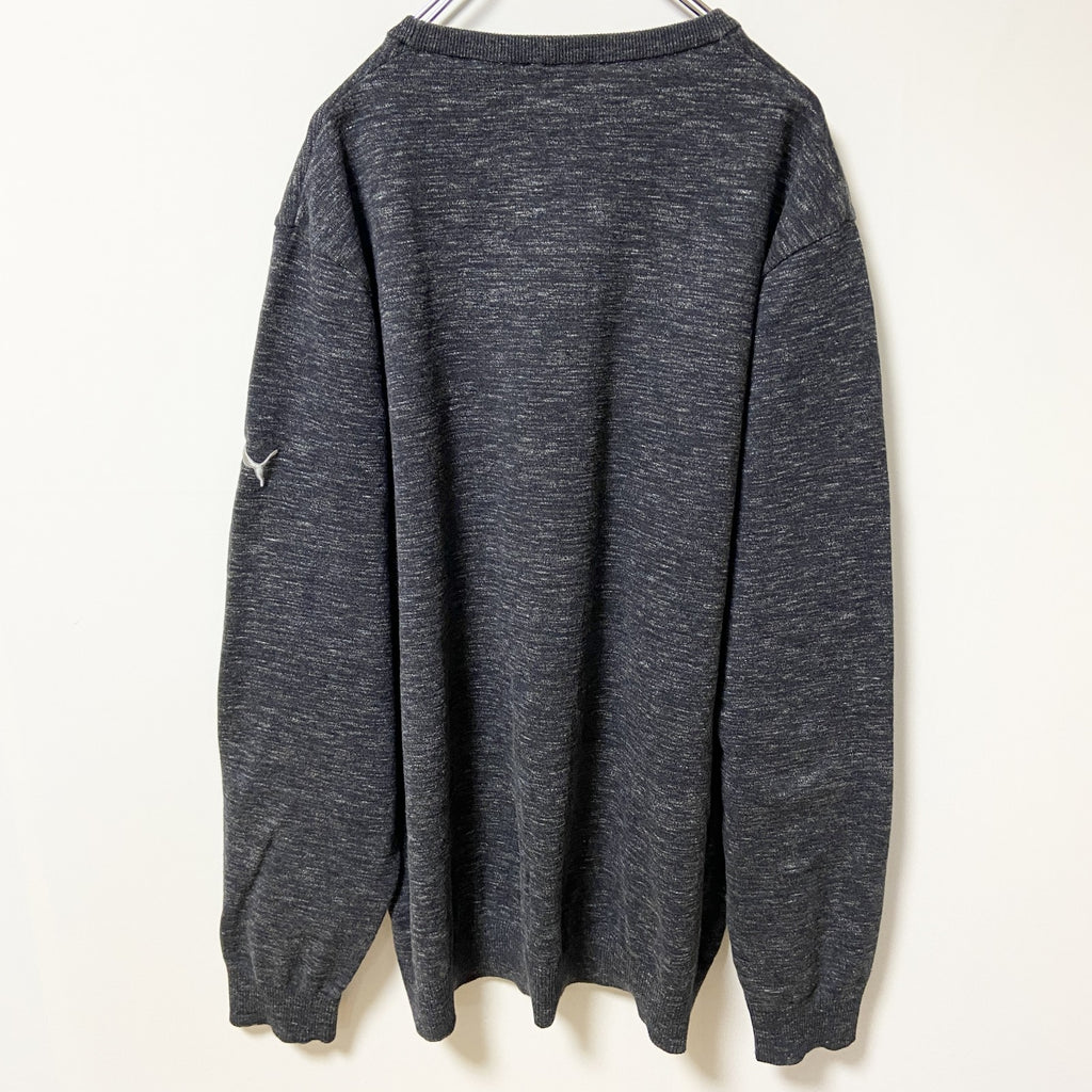 古着 used　puma プーマ　長袖クルーネックニット　セーター　ワンポイントロゴ刺繍　ダークグレー　XXLサイズ