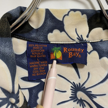 古着 used　RoundyBay　半袖開襟アロハシャツ　オープンカラーシャツ　花柄　総柄　ネイビー　レトロデザイン　Lサイズ