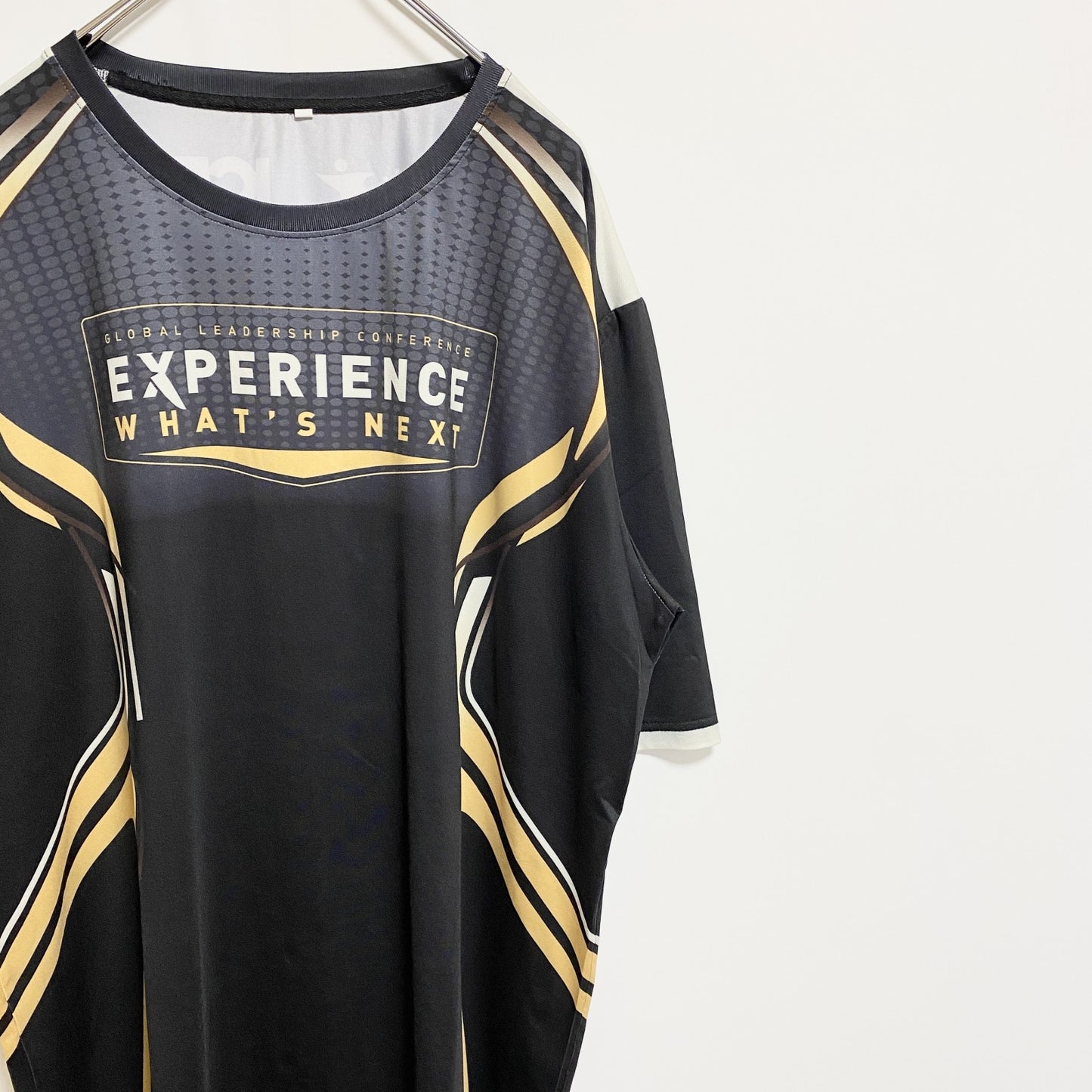 古着 used　半袖サッカーゲームシャツ　ユニフォーム　ブラジル　黒　ブラック　金　春夏服　ビッグシルエット　2XLサイズ