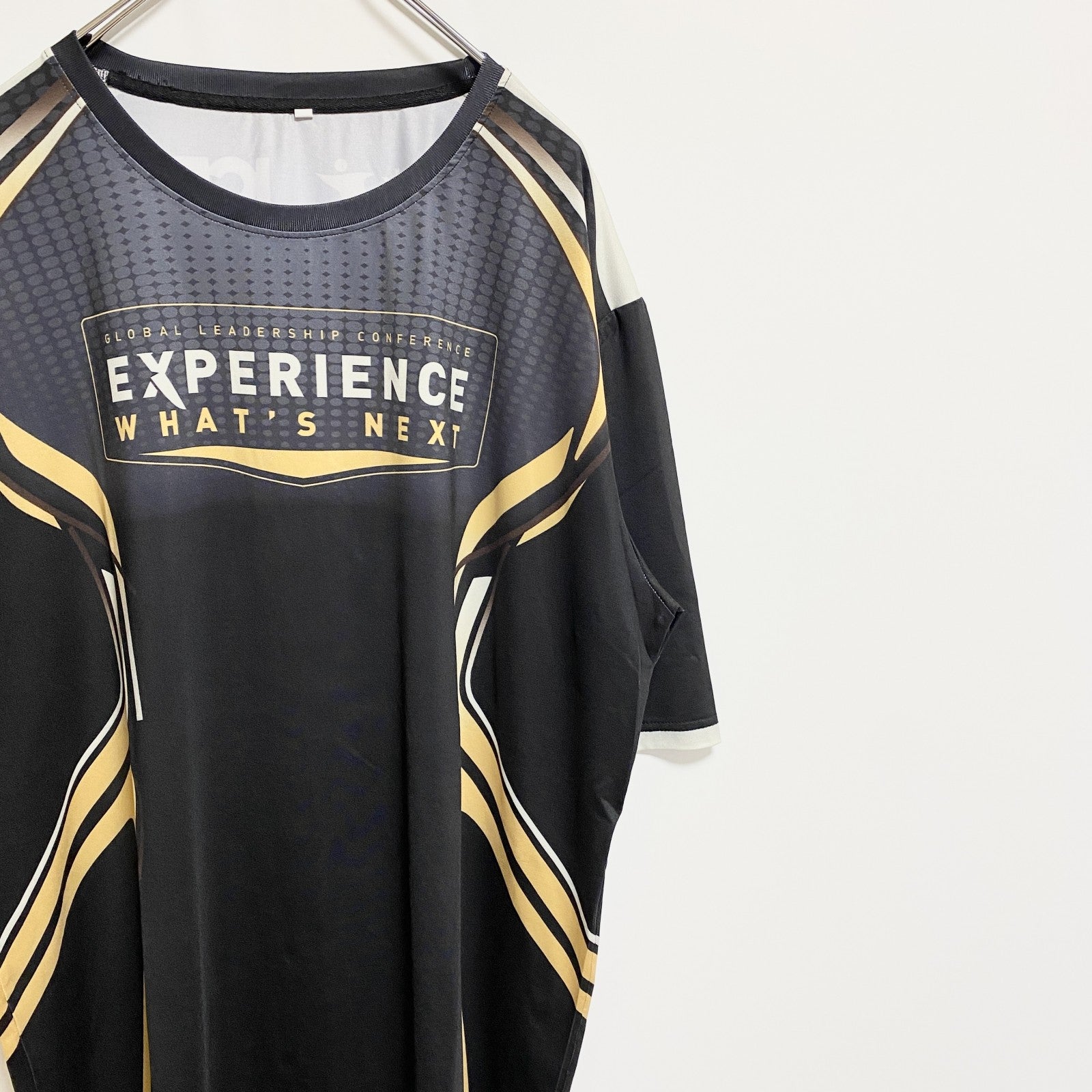 古着 used　半袖サッカーゲームシャツ　ユニフォーム　ブラジル　黒　ブラック　金　春夏服　ビッグシルエット　2XLサイズ