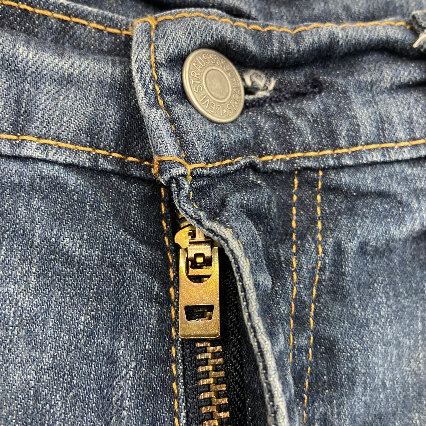 Levi’s　リーバイス　541　デニムパンツ/ジーンズ　ジップフライ　縦落ち　インディゴ　W32サイズ