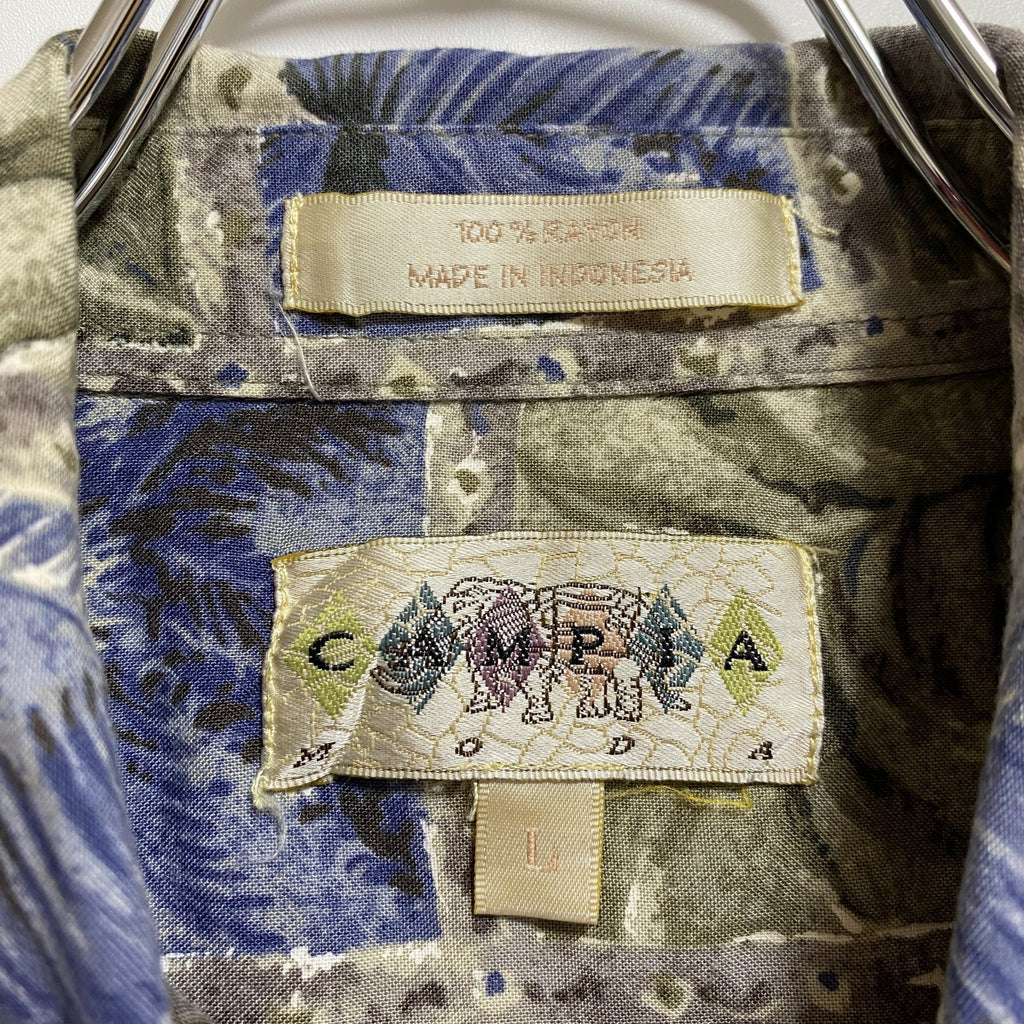 古着 used　CAMPIA　半袖総柄シャツ　レーヨンシャツ　アロハ柄　マルチカラー　レトロデザイン　個性的　　Lサイズ
