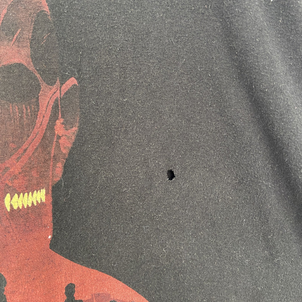 古着 used　進撃の巨人　半袖アニメプリントTシャツ　漫画　キャラクター　レトロデザイン　クルーネック　黒　ブラック　