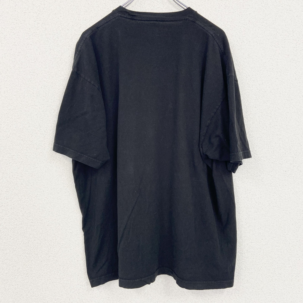 古着 used　進撃の巨人　半袖アニメプリントTシャツ　漫画　キャラクター　レトロデザイン　クルーネック　黒　ブラック　