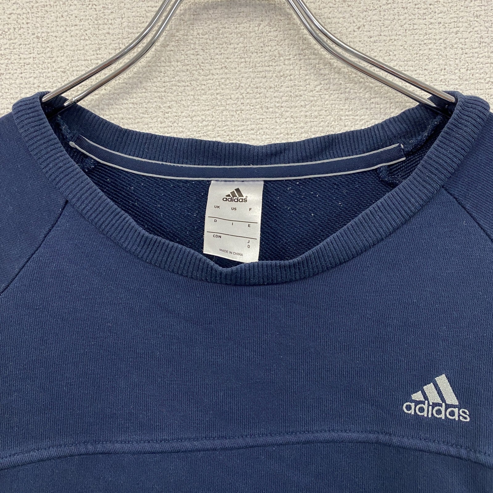 adidas　アディダス　スウェット/トレーナー　ラグランスリーブ　パフォーマンスロゴ　紺　ネイビー　Oサイズ