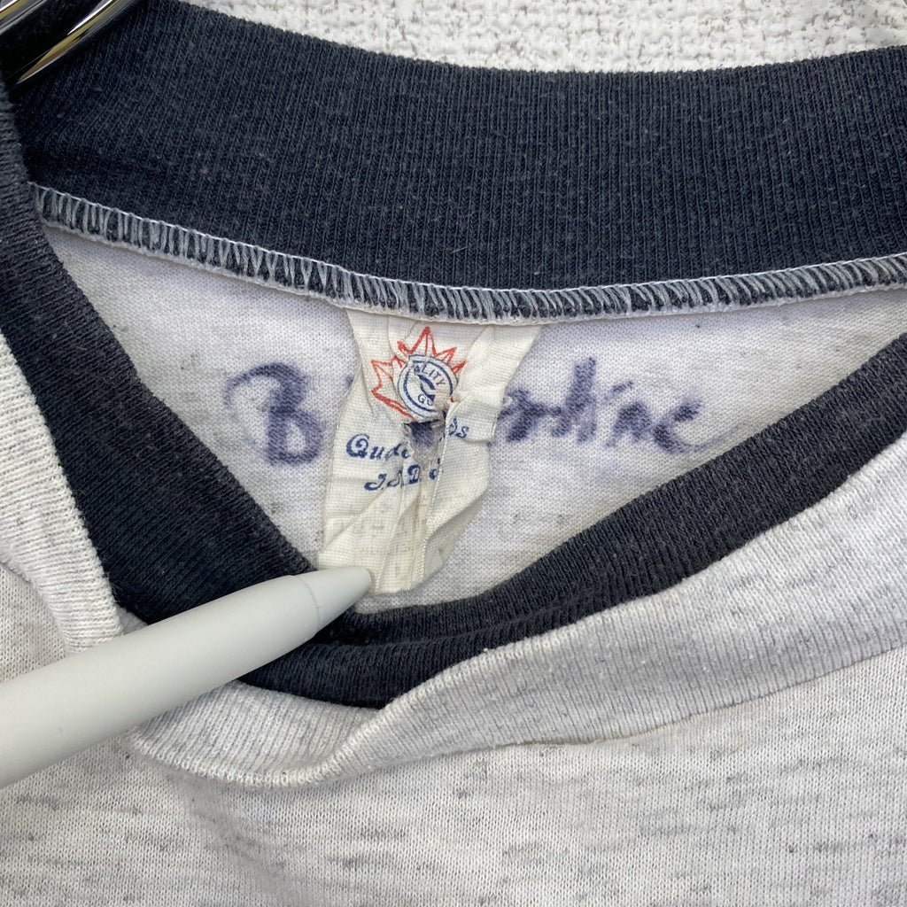 古着 used　90s　ヴィンテージ　半袖プリントTシャツ　カレッジ風　　灰色　ライトグレー　ニューファンドランド　Lサイズ