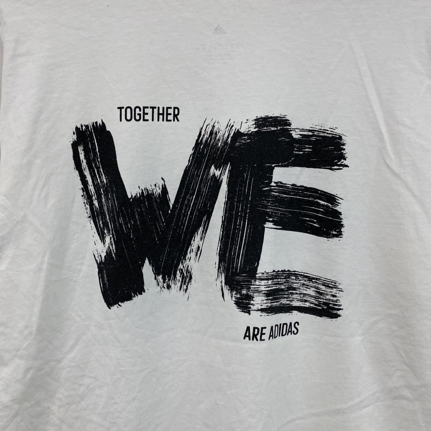 adidas　アディダス　半袖プリントTシャツ　スローガンT　白　ホワイト　Lサイズ