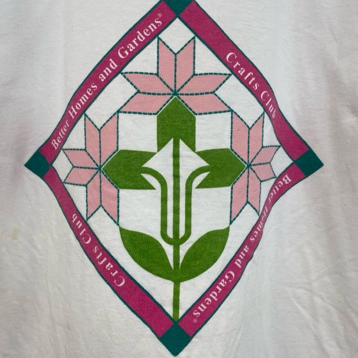 古着 used　ヘインズ　半袖プリントTシャツ　花　100%コットン　USA製　レトロデザイン　シングルステッチ　白　Mサイズ