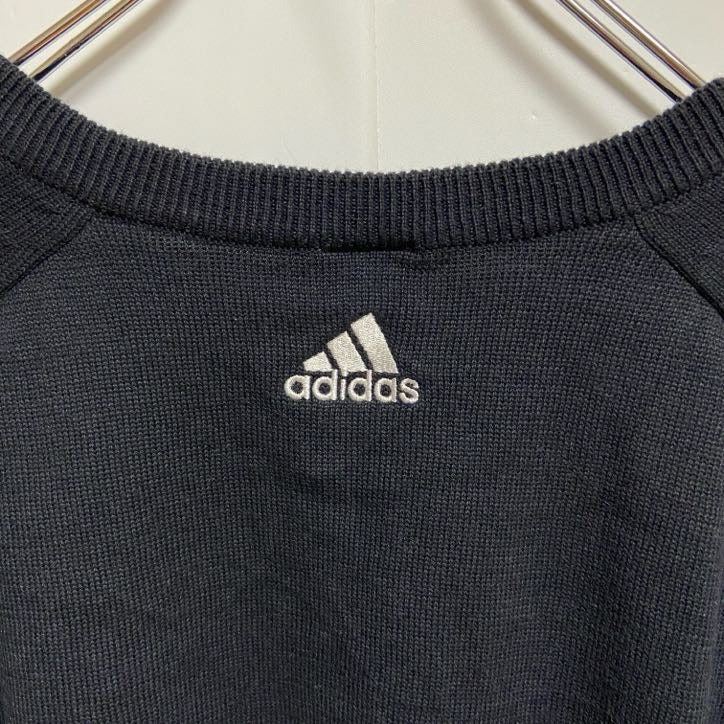 古着 used　adidas アディダス　Vネックニットベスト　セーター　ワンポイントロゴ刺繍　黒　ブラック　Lサイズ