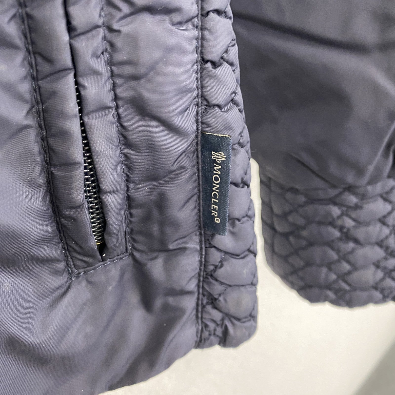 MONCLER　モンクレール　ダウンジャケット　ダウン90%　紺　ネイビー
