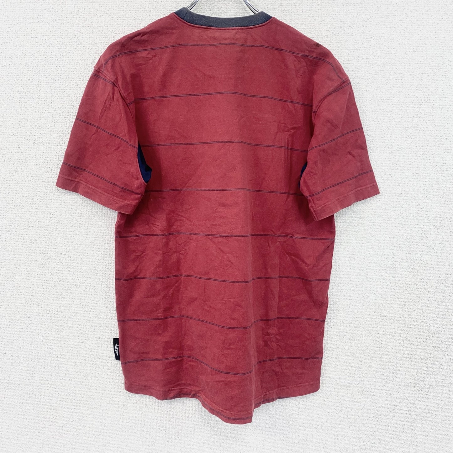 UMBRO　アンブロ　半袖プリントTシャツ　赤　レッド　Lサイズ