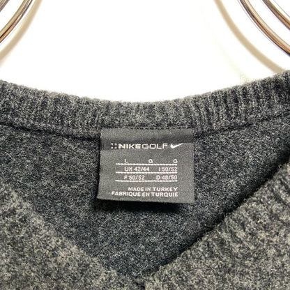 古着 used　NIKEGOLF ナイキゴルフ　Vネックニットベスト　セーター　ワンポイントロゴ刺繍　ダークグレー　Sサイズ