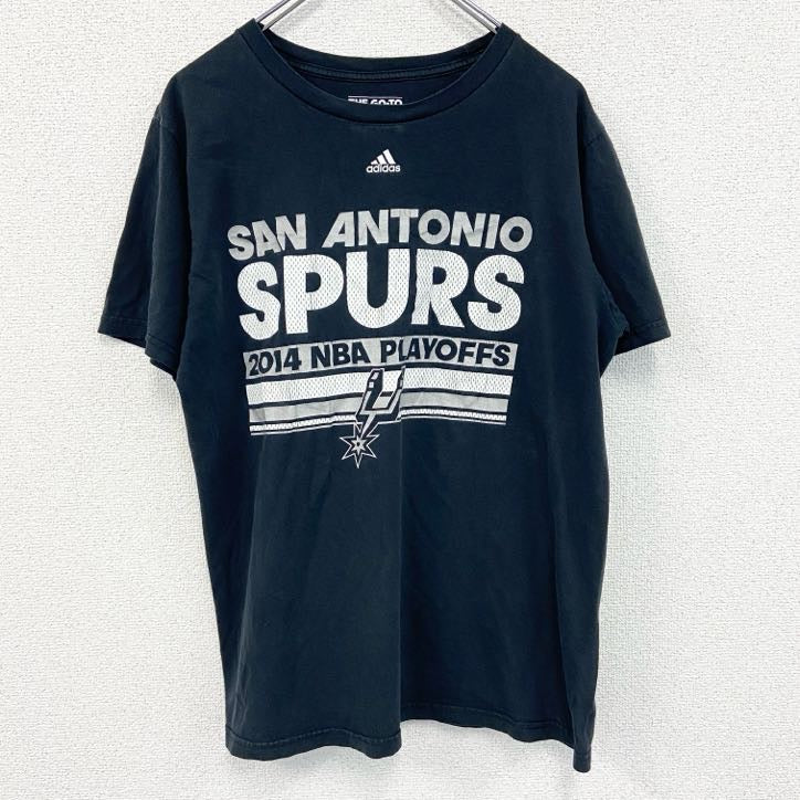 古着 used　アディダス　半袖プリントTシャツ　NBA　スパーズ　黒　ブラック　クルーネック　100％コットン　Mサイズ
