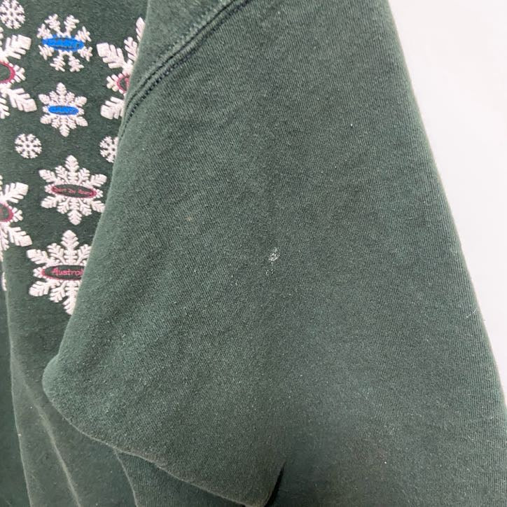 古着 used　FRUIT OF THE LOOM フルーツオブザルーム　長袖デザインスウェット　トレーナー　レトロ　Lサイズ