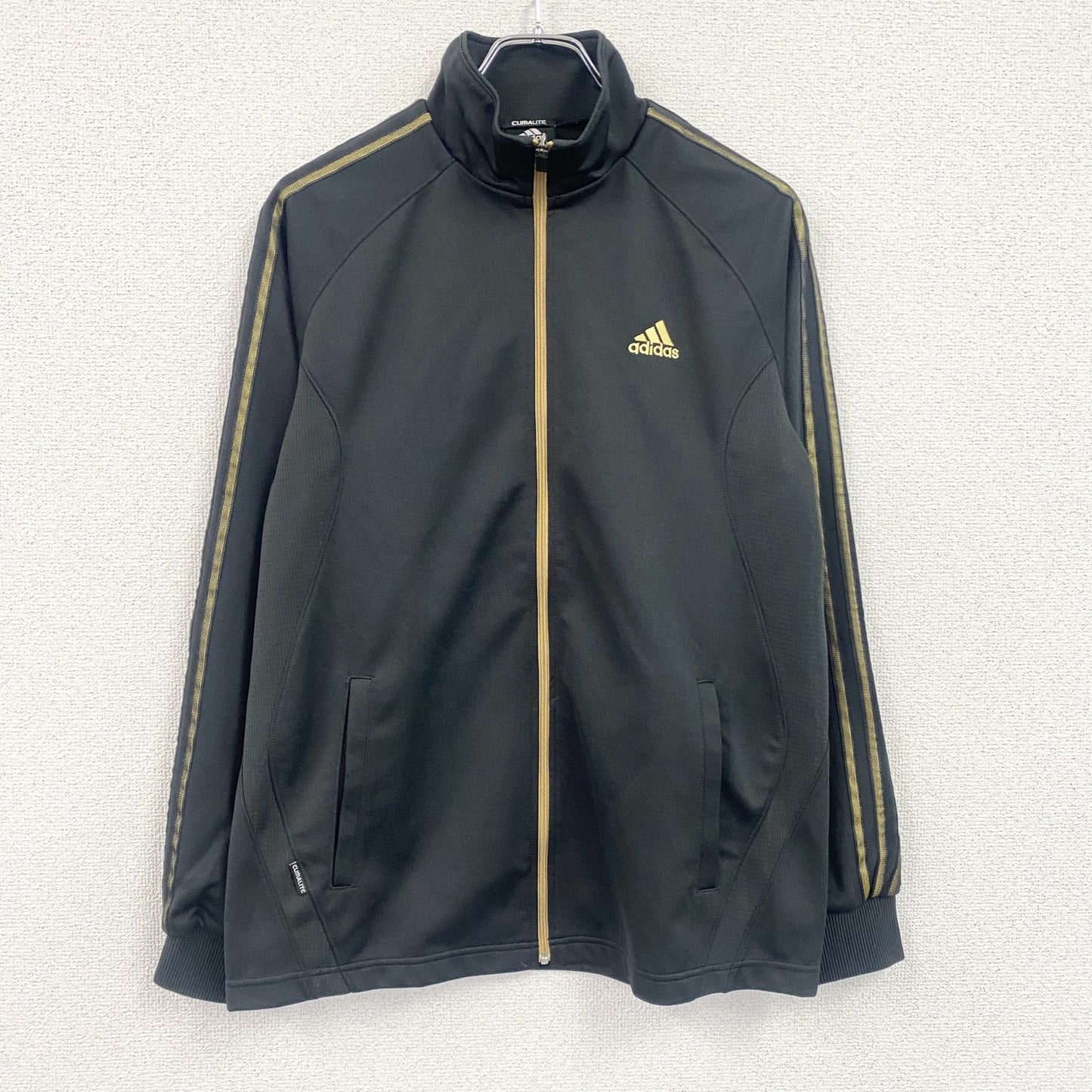 adidas　アディダス　トラックジャケット/ジャージ　黒　ブラック　Lサイズ