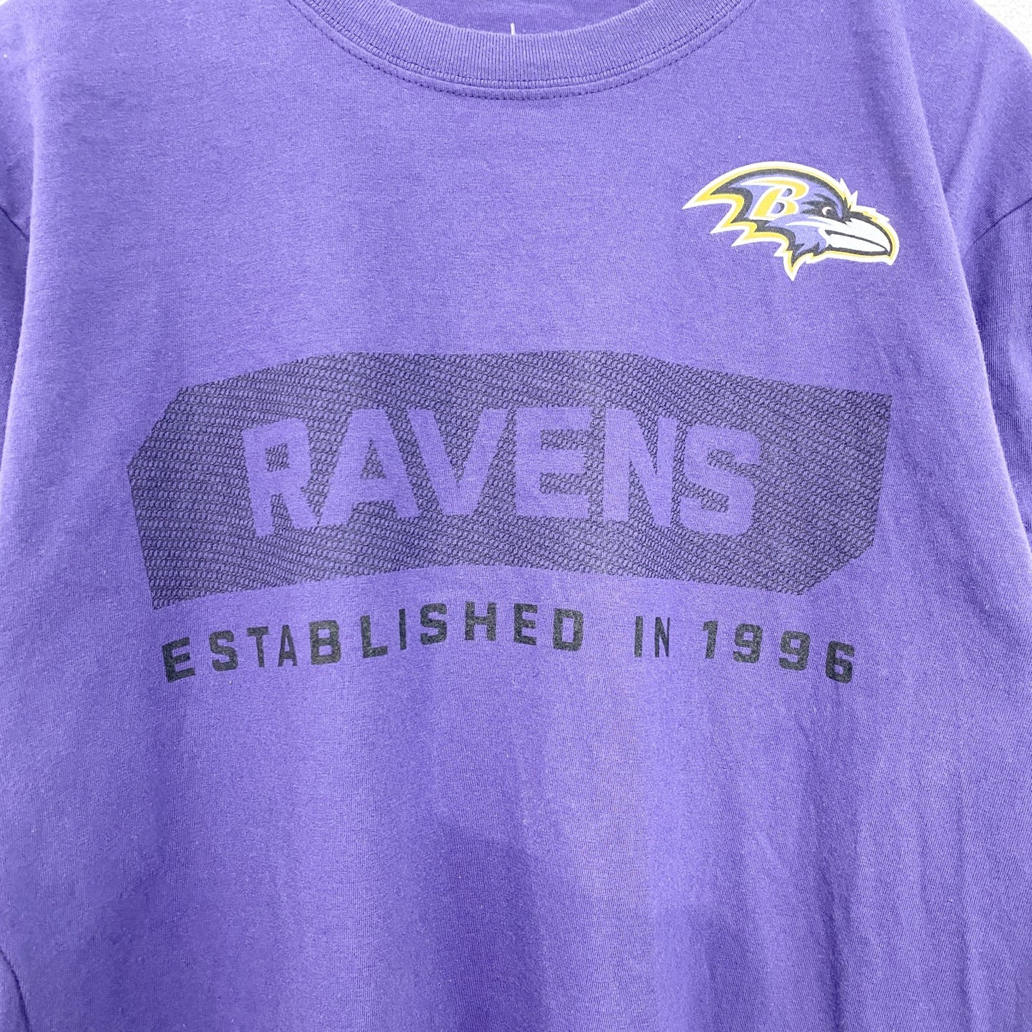 古着 used　NIKE ナイキ　半袖プリントTシャツ　NFL　アメフト　カジュアルデザイン　レトロ　紫　パープル　Sサイズ