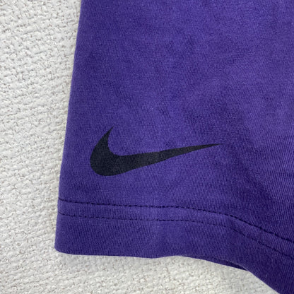 古着 used　NIKE ナイキ　半袖プリントTシャツ　NFL　アメフト　カジュアルデザイン　レトロ　紫　パープル　Sサイズ