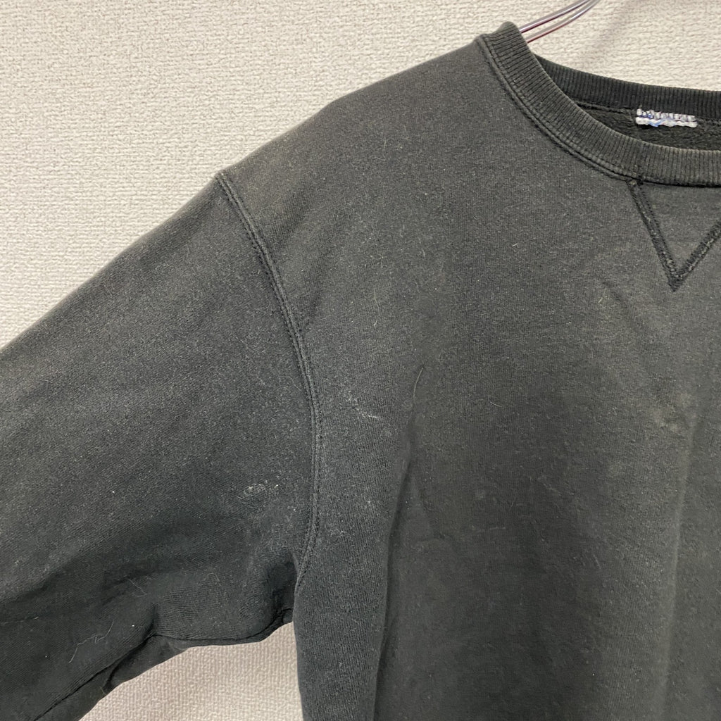Champion　チャンピオン　スウェット/トレーナー　刺繍ロゴ　ワンポイント　フェード　前V　現行　黒　ブラック
