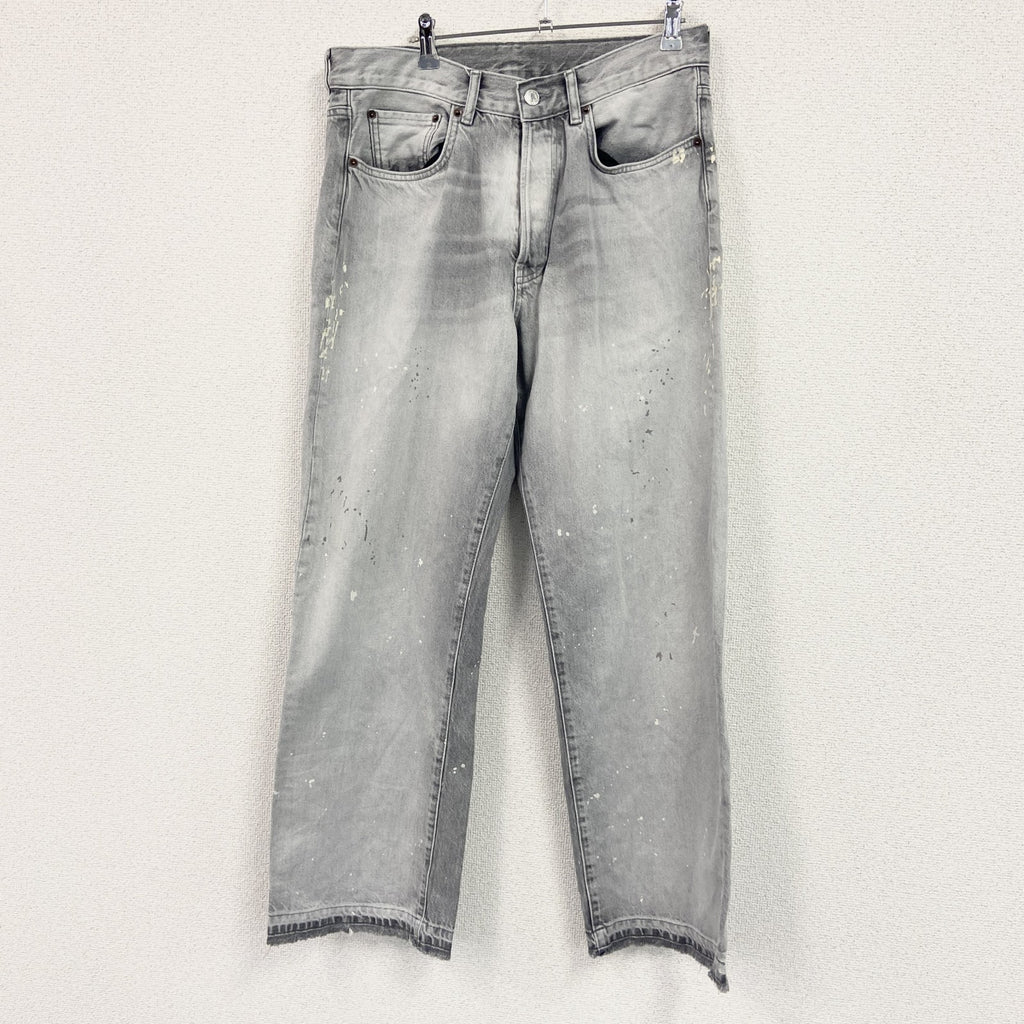 ZARA　ザラ　デニムパンツ/ジーンズ　ペインティングデザイン　ボタン開き　灰色　グレー　W31サイズ