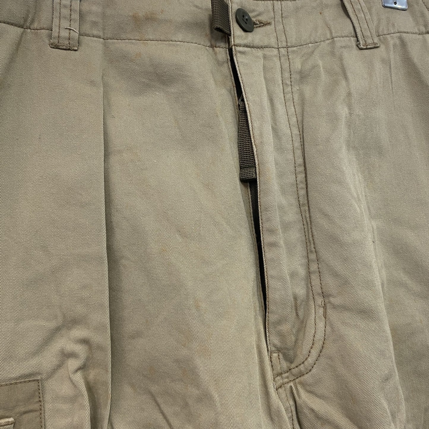 Abercrombie&Fitch　アバクロンビー&フィッッチ　カーゴパンツ　ベージュ　Mサイズ