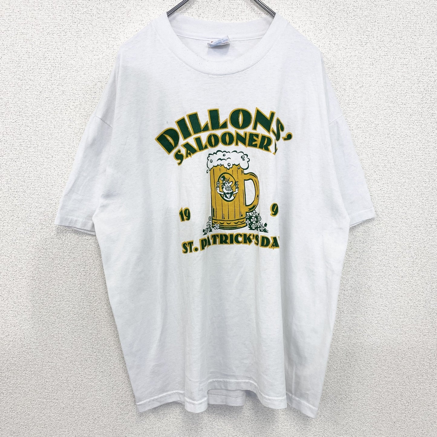 古着 used　Hanes ヘインズ　半袖プリントTシャツ　ビール　DILLONS　カジュアルデザイン　レトロ　XLサイズ