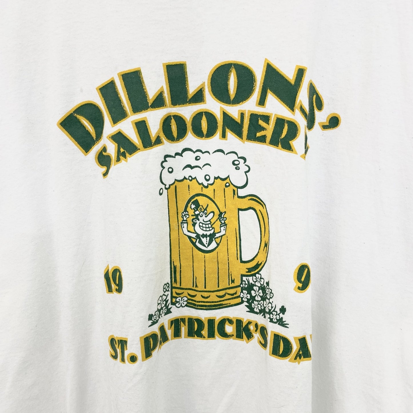 古着 used　Hanes ヘインズ　半袖プリントTシャツ　ビール　DILLONS　カジュアルデザイン　レトロ　XLサイズ
