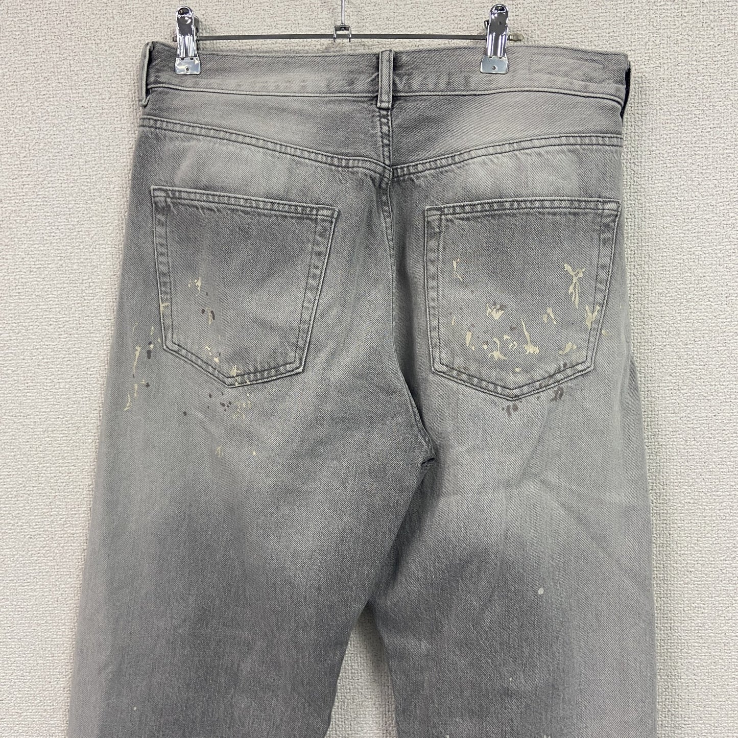ZARA　ザラ　デニムパンツ/ジーンズ　ペインティングデザイン　ボタン開き　灰色　グレー　W31サイズ