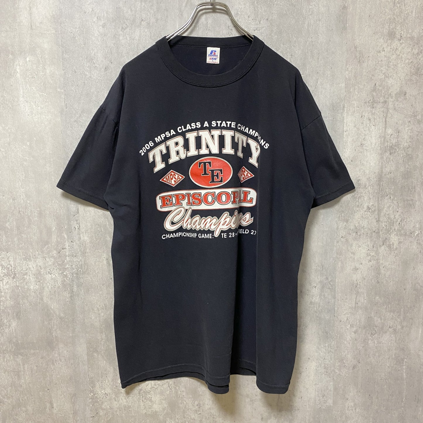古着 used　RUSSELL ATHLETIC　ラッセル　半袖プリントTシャツ　バックプリント　レトロ　黒　ブラック　Lサイズ