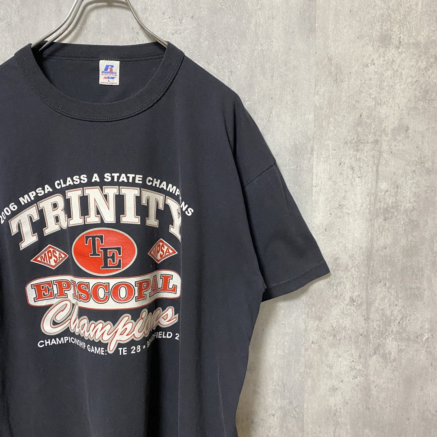 古着 used　RUSSELL ATHLETIC　ラッセル　半袖プリントTシャツ　バックプリント　レトロ　黒　ブラック　Lサイズ
