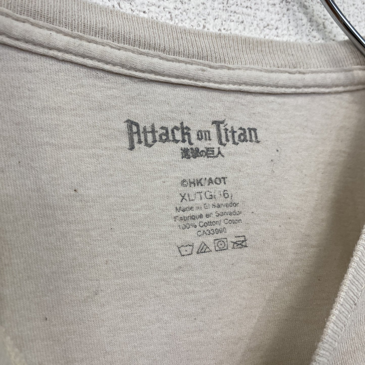 古着 used　進撃の巨人　半袖オリジナルアニメプリントTシャツ　エレン　カジュアルデザイン　クリーム色　レトロ　XLサイズ