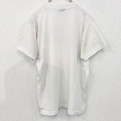 古着 used　FURUIT OF THE LOOM　半袖プリントTシャツ　US製　カジュアル　レトロ　クルーネック　白　Lサイズ
