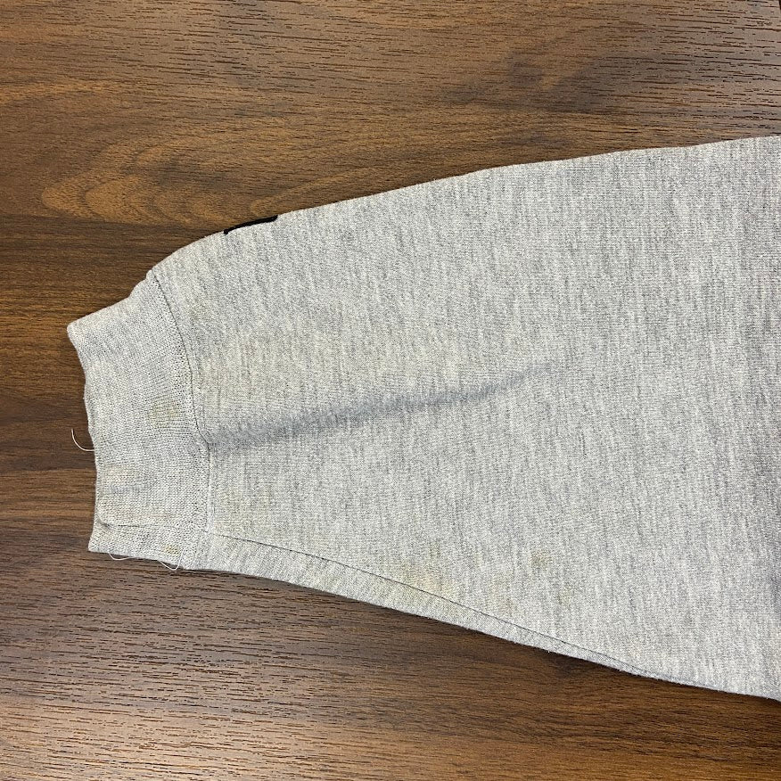 古着 used　puma プーマ　NFL　長袖ロゴ刺繍パーカー　フード付きトレーナー　カンザスシティチーフス　グレー　Lサイズ