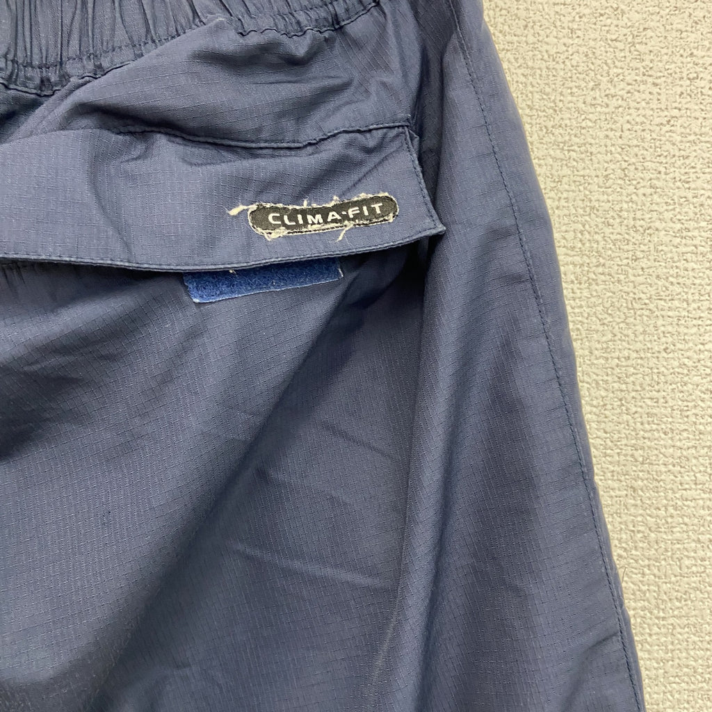 NIKE　ナイキ　CLIMAFIT　ハーフパンツ/ショートパンツ　スウッシュ　紺　ネイビー　Mサイズ