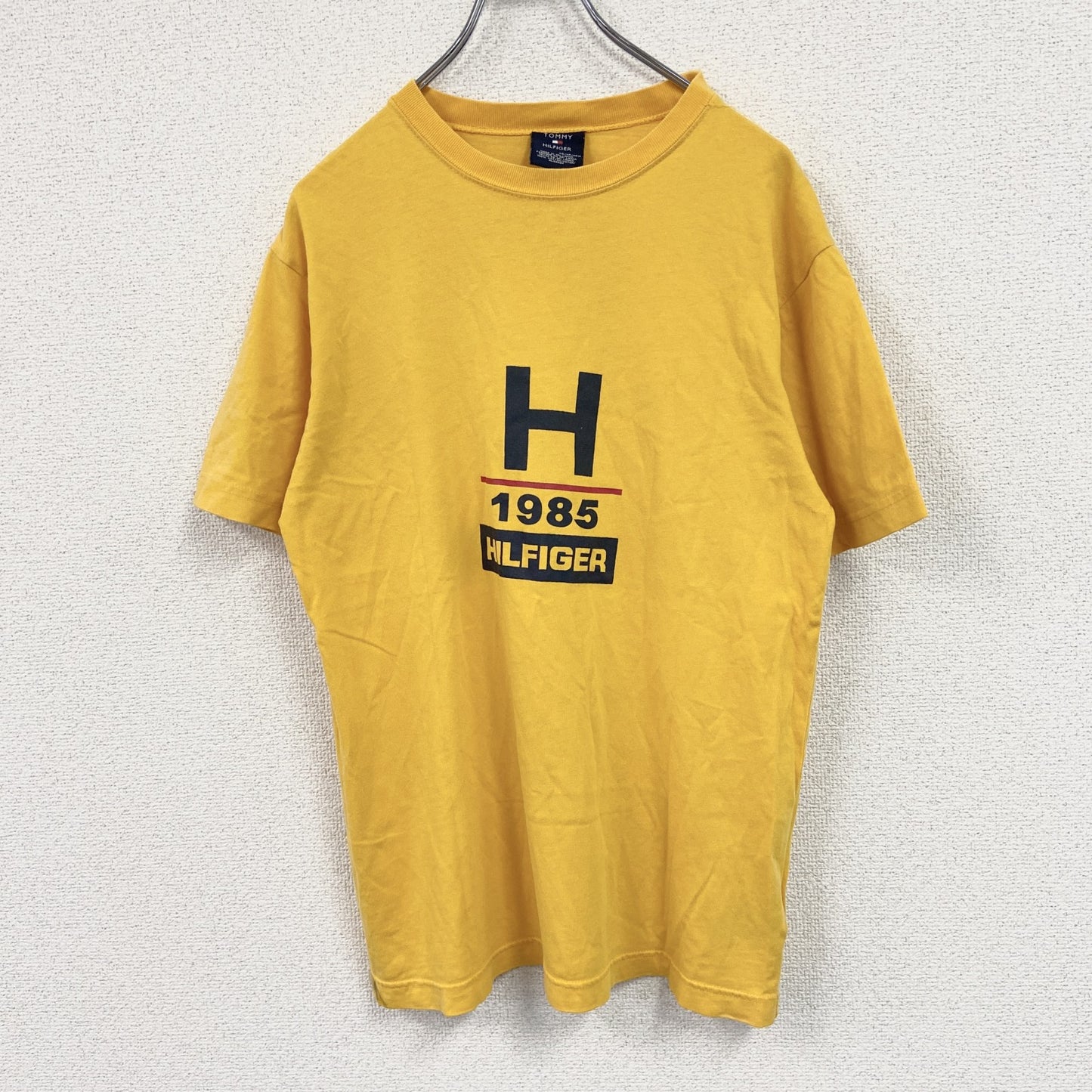 TOMMY HILFIGER　トミーヒルフィガー　半袖プリントTシャツ　黄色　イエロー　XSサイズ