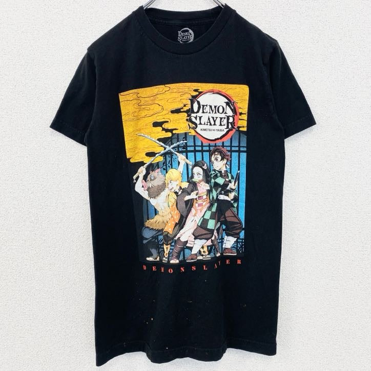 古着 used　鬼滅の刃　DEMON SLAYER　メキシコ製　半袖アニメキャラクタープリントTシャツ　黒　ブラック　Sサイズ