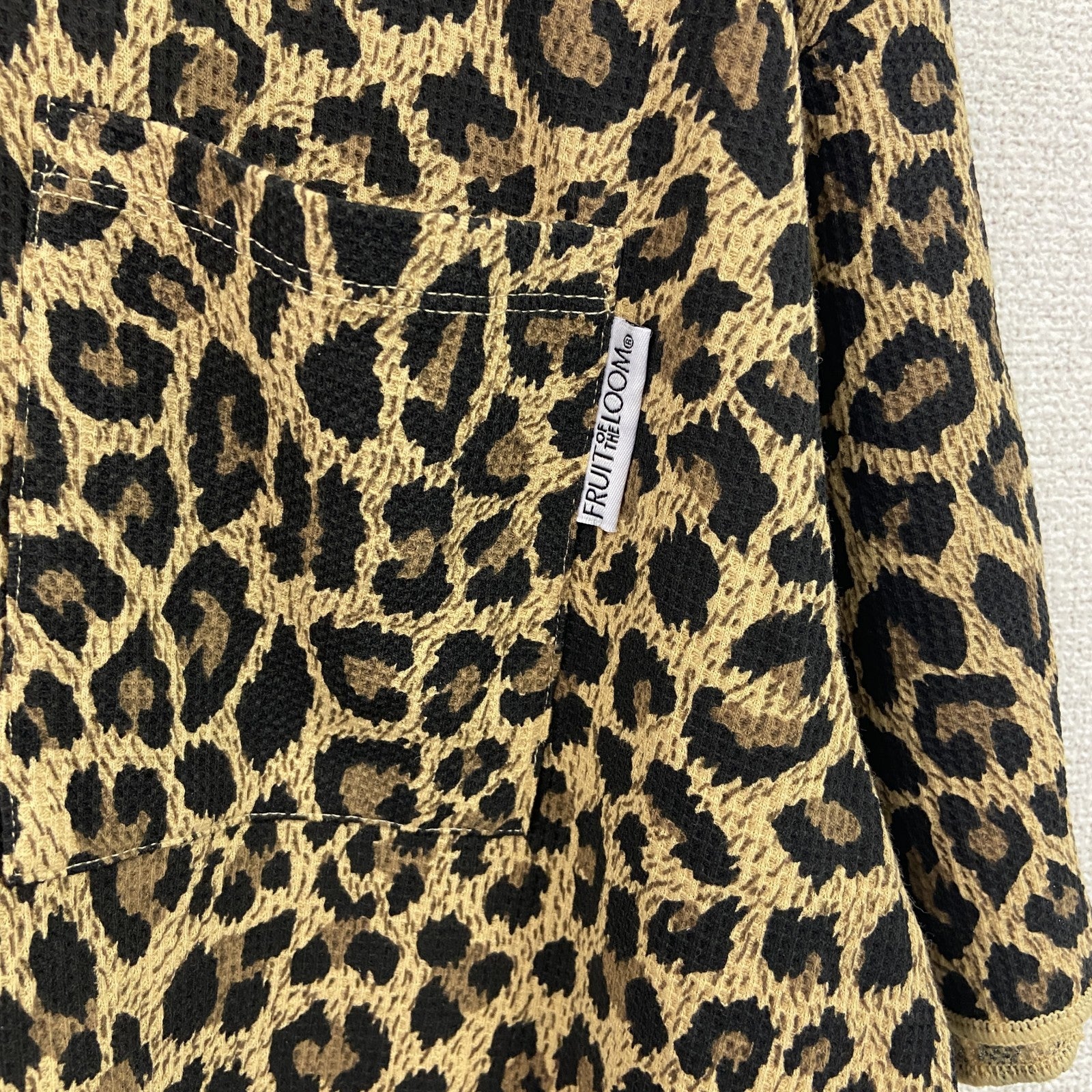 FRUIT OF THE LOOM　フルーツオブザルーム　半袖Tシャツ　レオパード　ヒョウ柄　からし色　Mサイズ