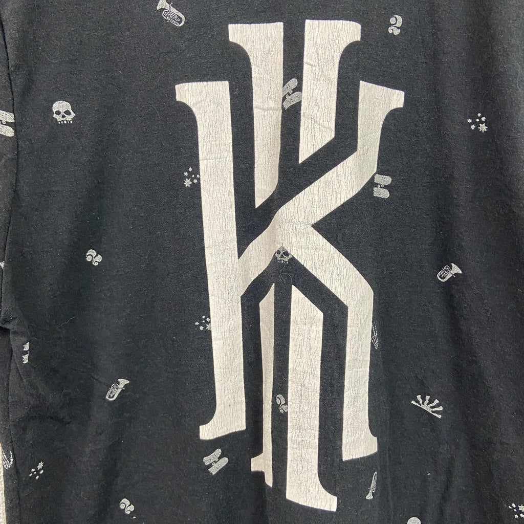 古着 used　NIKE　ナイキ　半袖プリントTシャツ　総柄　黒　ブラック　クルーネック　レトロデザイン　Sサイズ