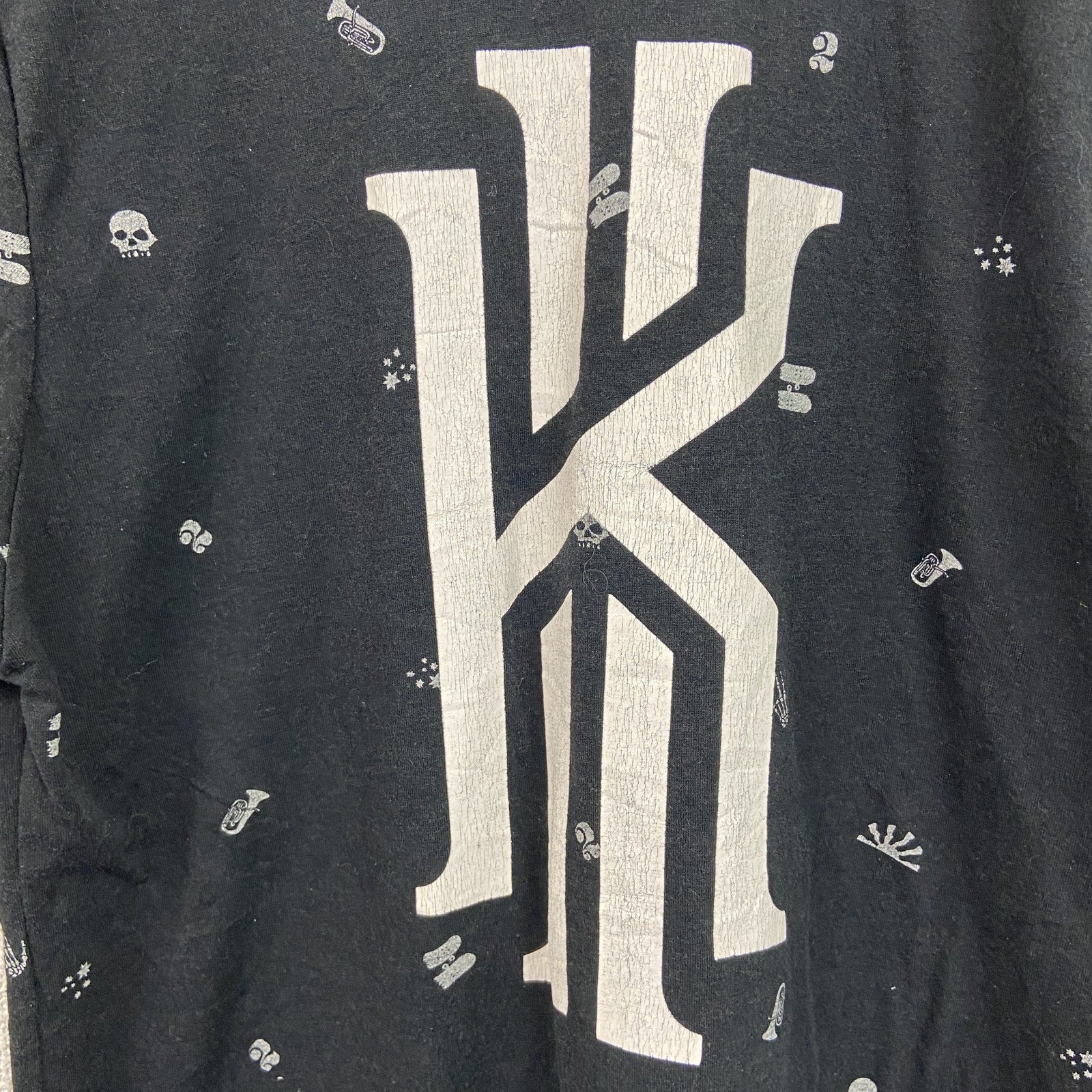 古着 used　NIKE　ナイキ　半袖プリントTシャツ　総柄　黒　ブラック　クルーネック　レトロデザイン　Sサイズ