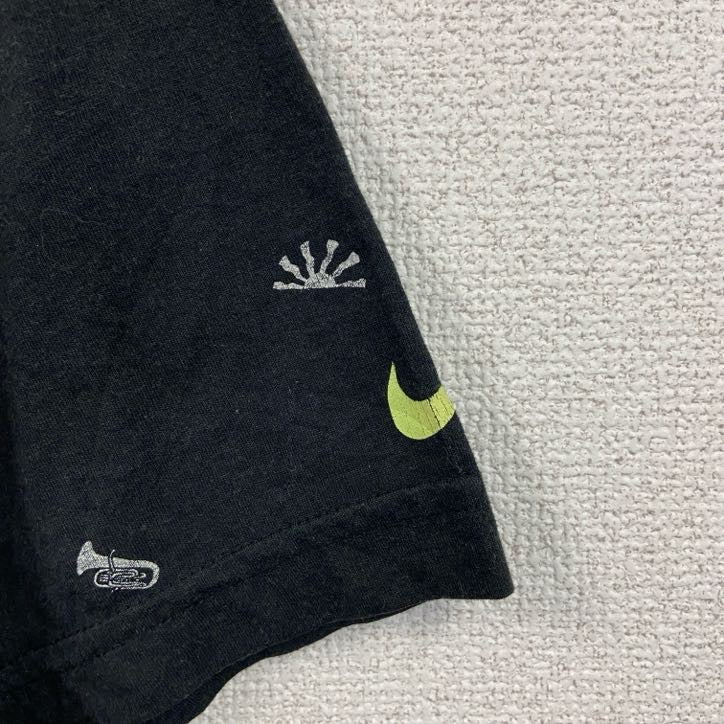 古着 used　NIKE　ナイキ　半袖プリントTシャツ　総柄　黒　ブラック　クルーネック　レトロデザイン　Sサイズ