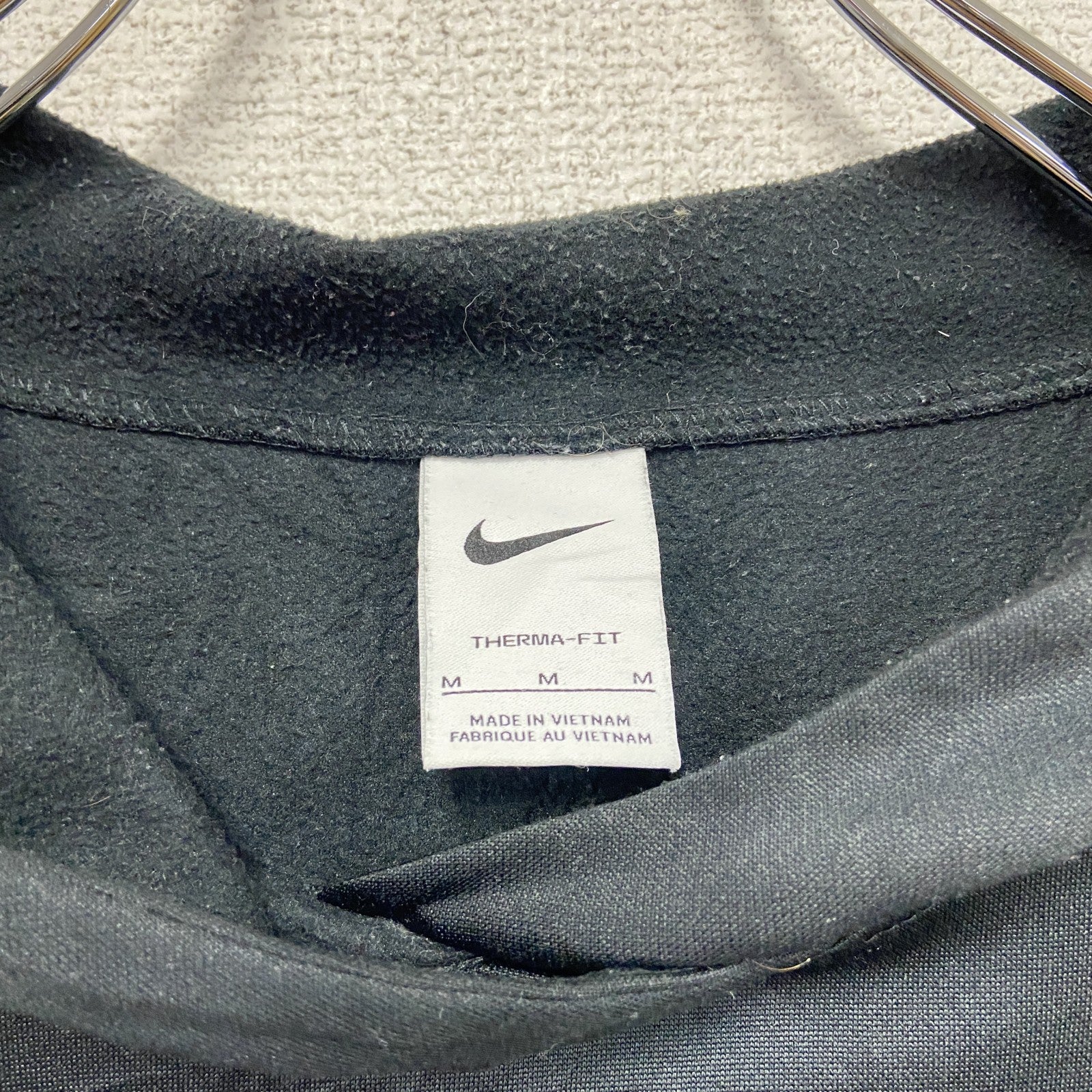 NIKE　ナイキ　THERMA-FIT　スウェットパーカー/フーディー　ジャージ　黒　ブラック　Mサイズ