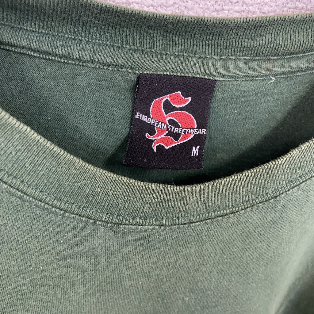 古着 used　半袖プリントTシャツ　フーリガン　緑　グリーン　コットン100％　クルーネック　レトロデザイン　Mサイズ