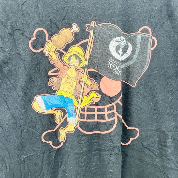古着 used　ONE PIECE　ワンピース　ルフィ　半袖公式アニメプリントTシャツ　キャラクター　黒　ブラック　Mサイズ