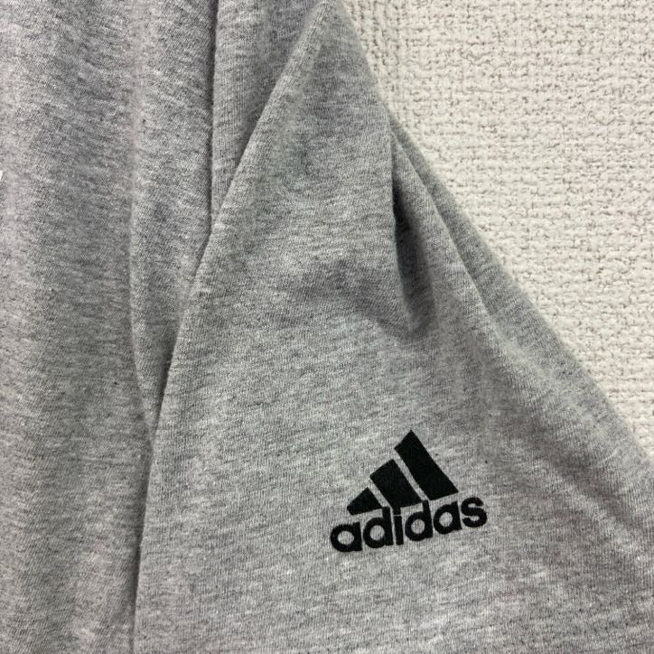 古着 used　adidas　アディダス　半袖プリントTシャツ　バックプリント　クルーネック　レトロデザイン　灰　グレー　Mサイズ